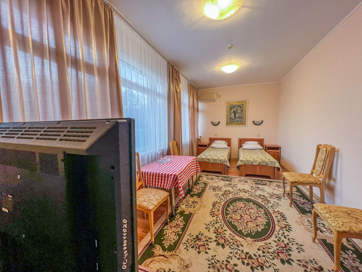 Номер 1 комнатный улучшенный в санатории Луч город Кисловодск - фотография
