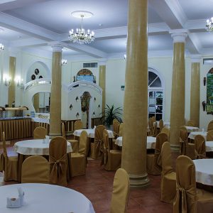 Зал питания в санатории Луч город Кисловодск - фотография