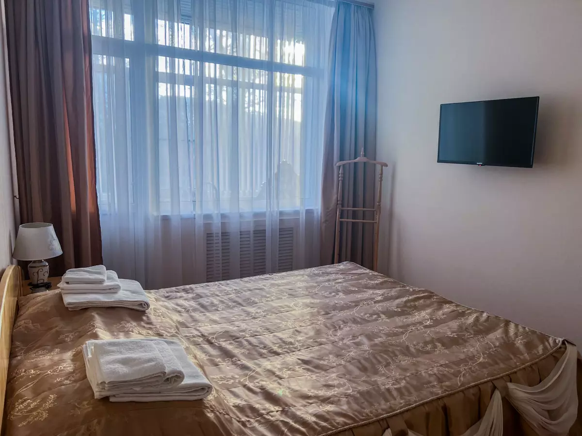 Номер 3 комнатный в санатории Луч город Кисловодск - фотография