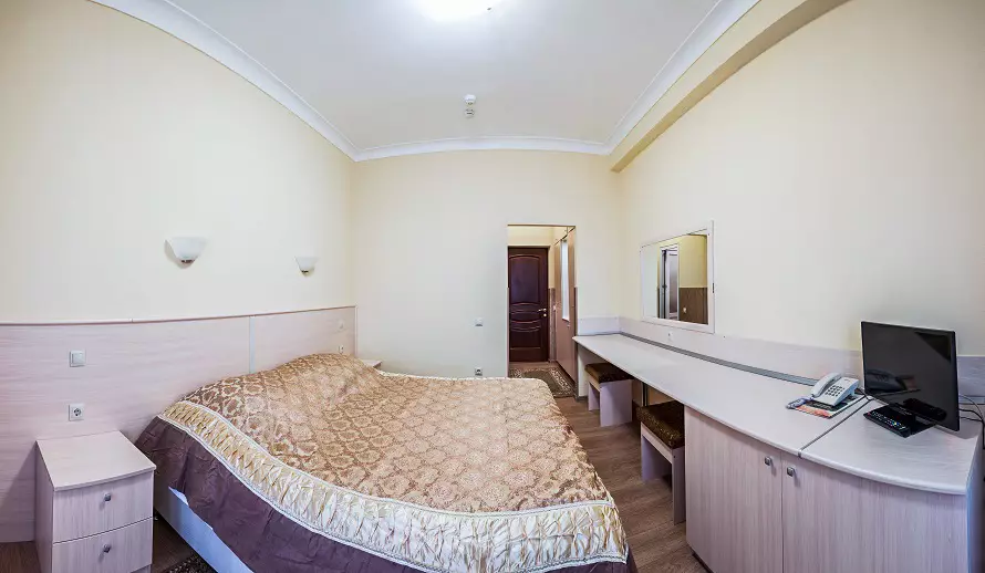 Номер 1 комнатный 1 местный стандарт в санатории Луч город Кисловодск - фотография
