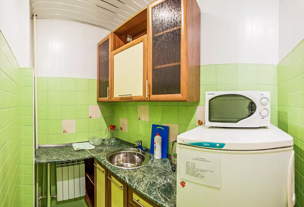 Кухонная зона в номере 3 комнатный в санатории Луч город Кисловодск - фотография